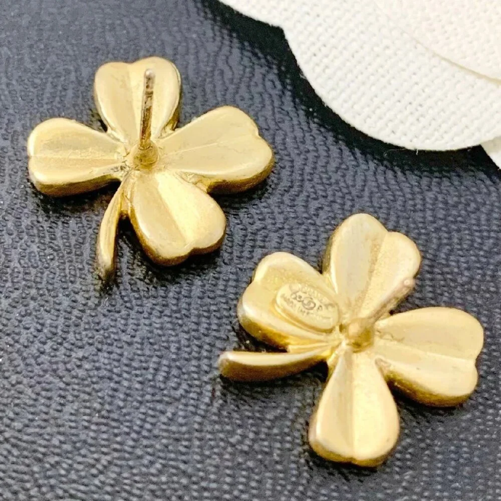 CHANEL CC Logos Clover Stud Earrings Gold Tone 03P Auth - Picture 2 of 4